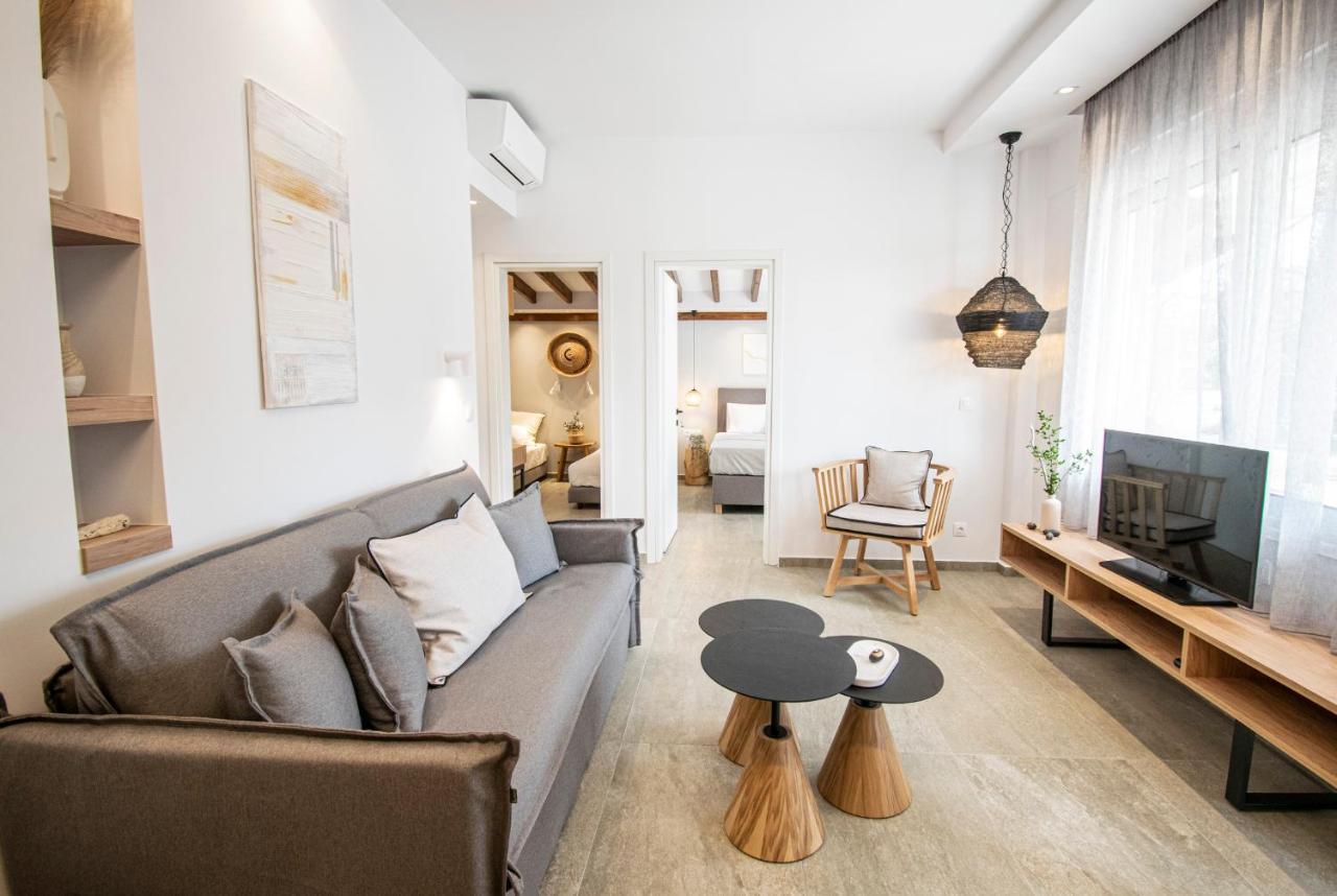 Coel Luxury Suites By Rentalspro Services - Potidea Halkidiki Неа Потидея Екстериор снимка