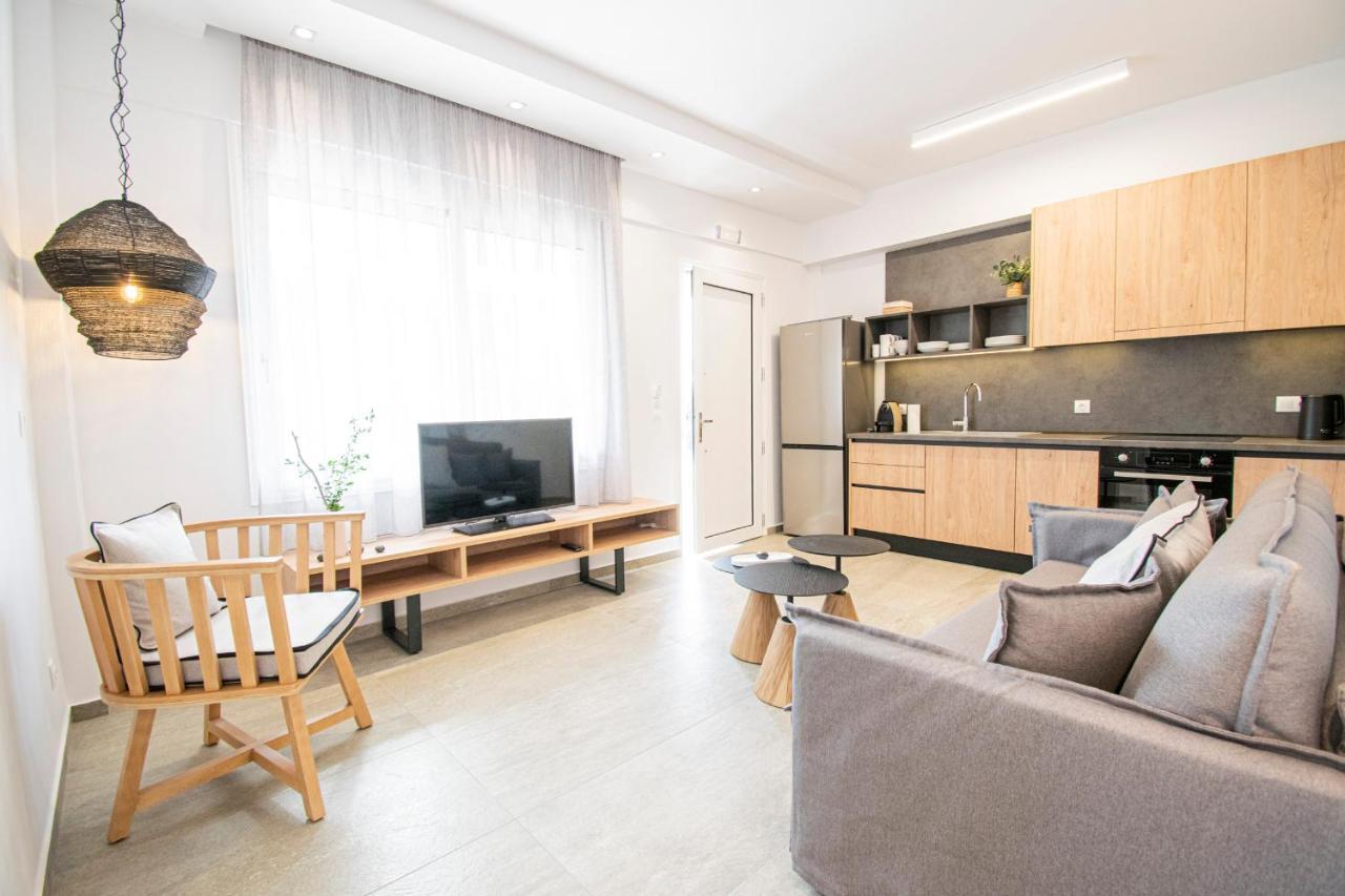 Coel Luxury Suites By Rentalspro Services - Potidea Halkidiki Неа Потидея Екстериор снимка
