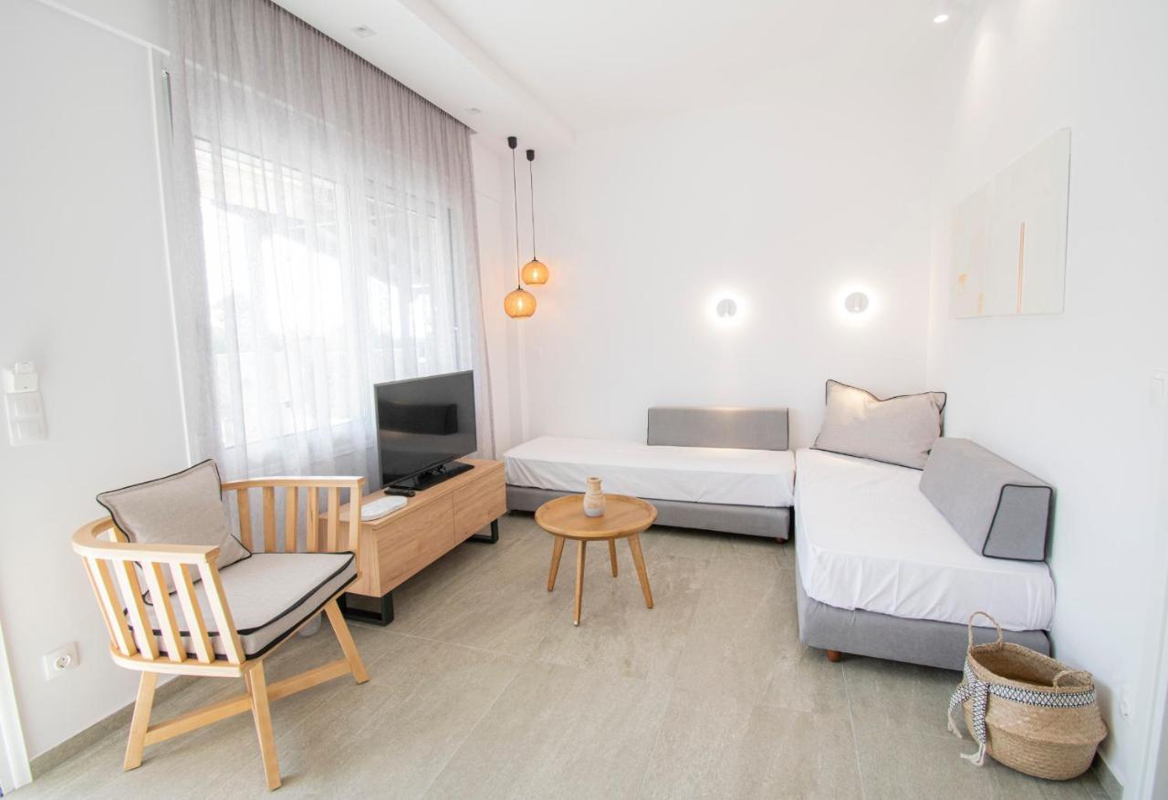 Coel Luxury Suites By Rentalspro Services - Potidea Halkidiki Неа Потидея Екстериор снимка