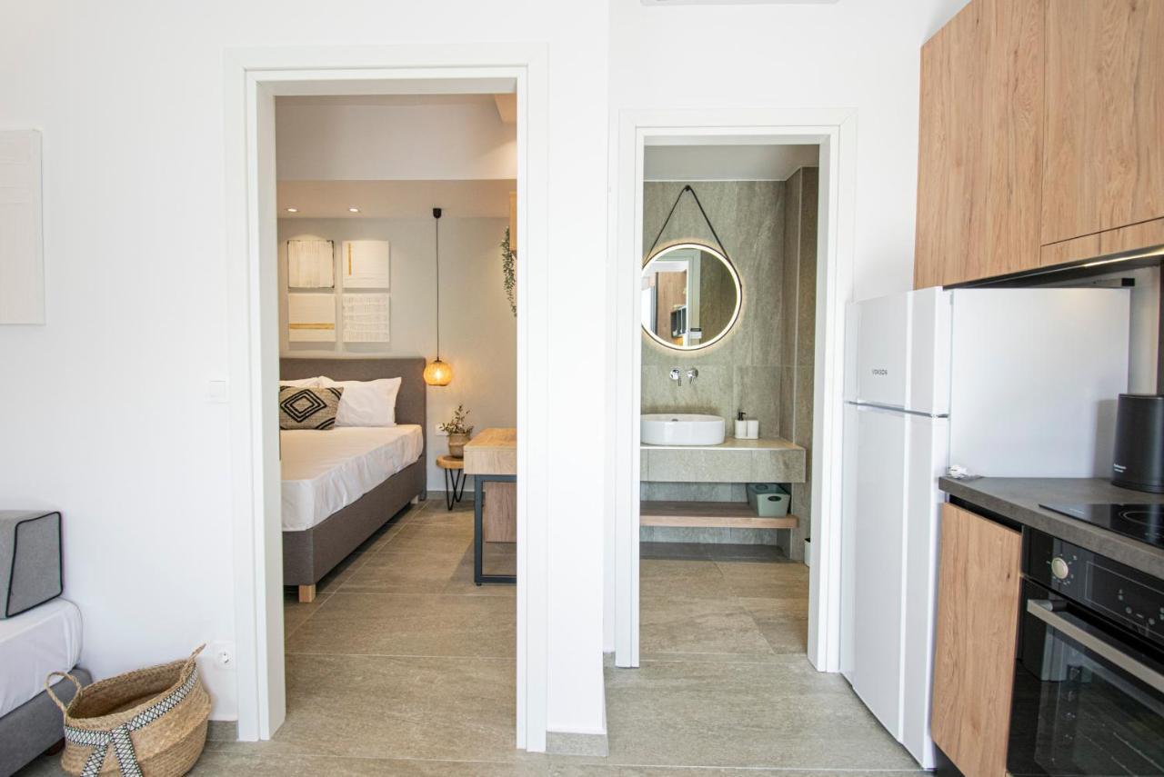 Coel Luxury Suites By Rentalspro Services - Potidea Halkidiki Неа Потидея Екстериор снимка