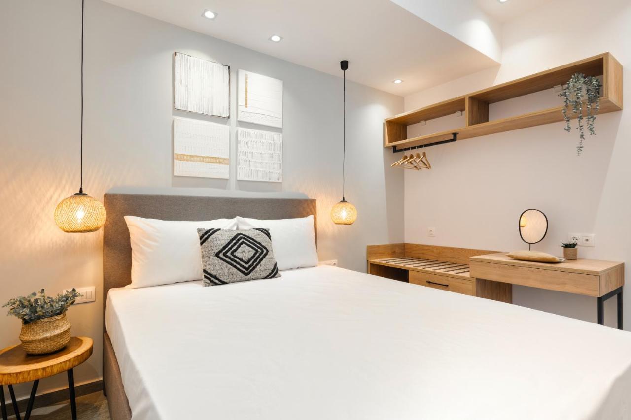 Coel Luxury Suites By Rentalspro Services - Potidea Halkidiki Неа Потидея Екстериор снимка