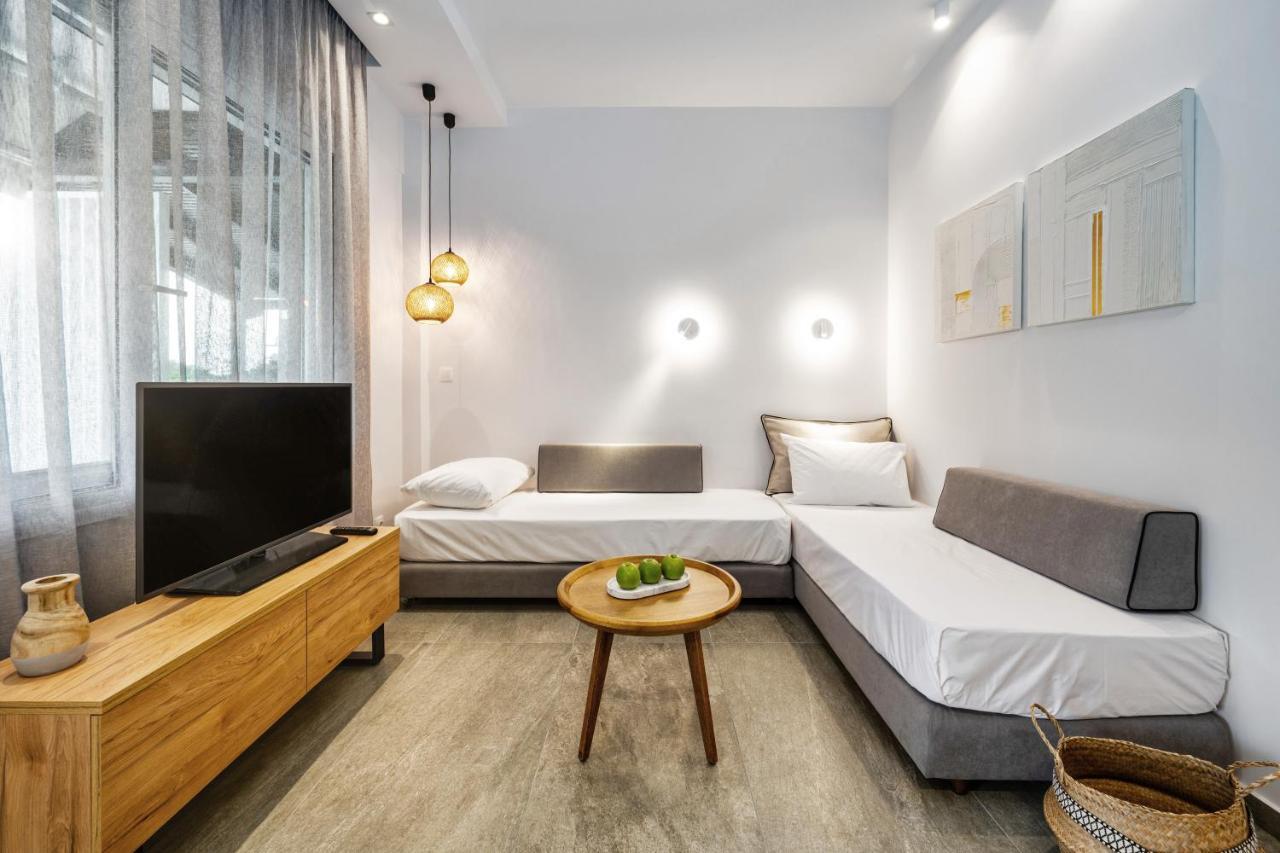 Coel Luxury Suites By Rentalspro Services - Potidea Halkidiki Неа Потидея Екстериор снимка