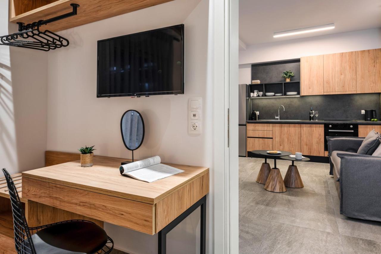 Coel Luxury Suites By Rentalspro Services - Potidea Halkidiki Неа Потидея Екстериор снимка